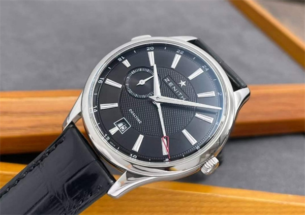 真力时手表镜面是什么材质